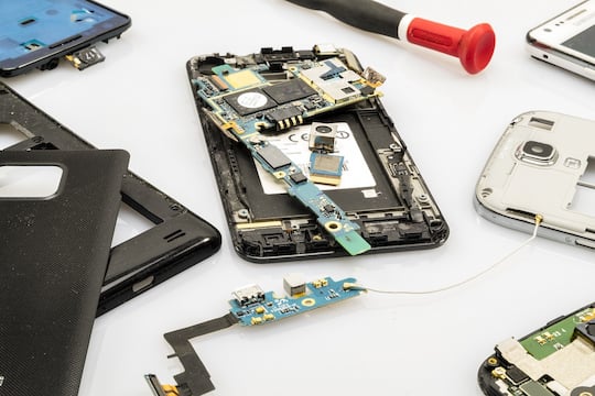 Bei einem kaputten Handy ist eine einfache Reparatur wnschenswert