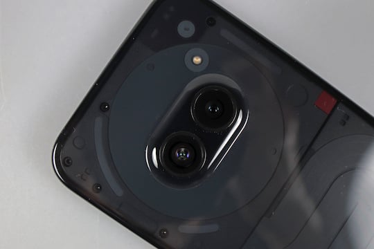 Die Dual-Kamera des Nothing Phone (2a)
