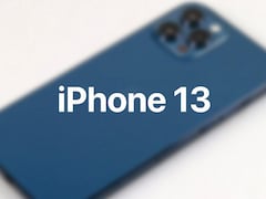 Das iPhone 13 steht vor der Tr